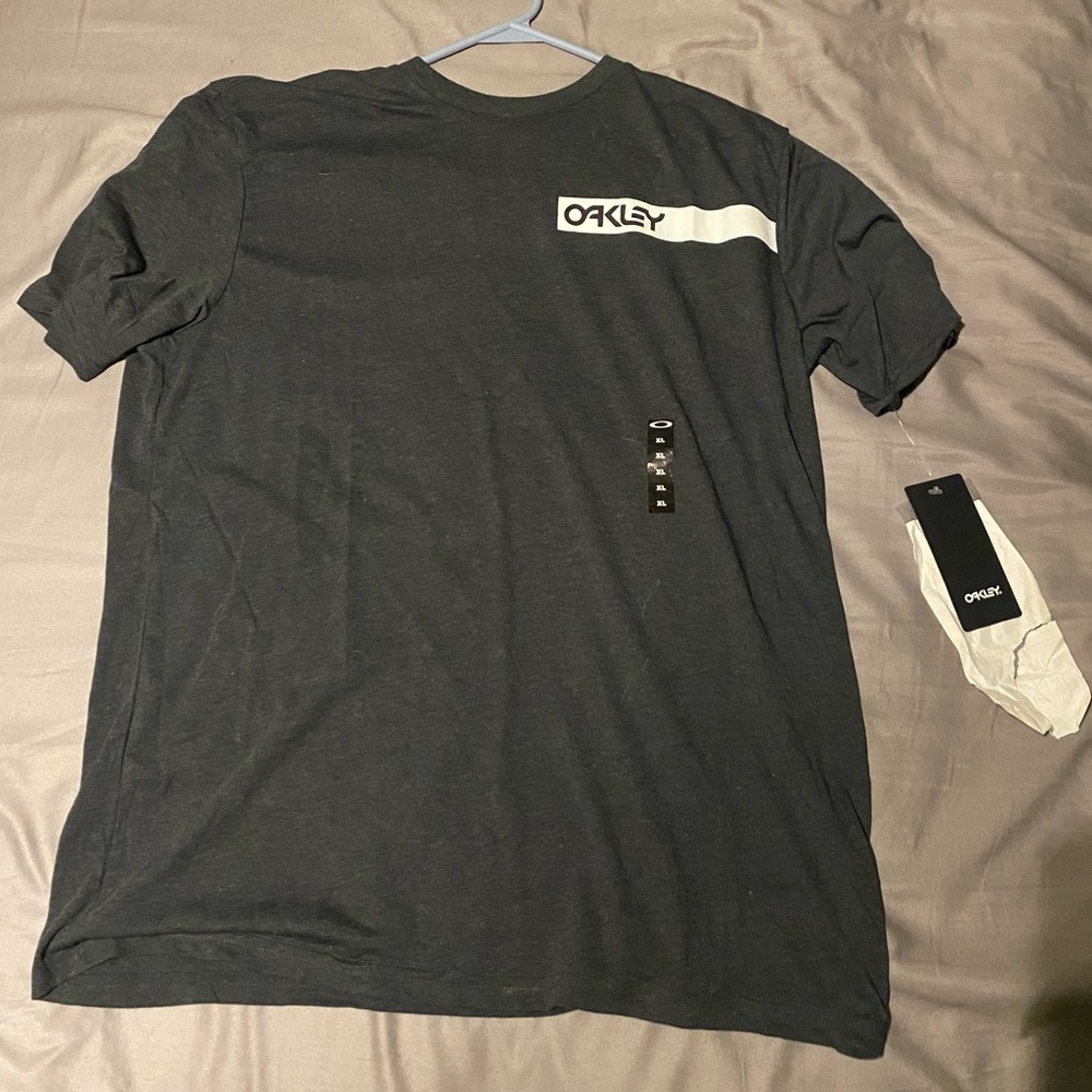 Oakley mens shirt